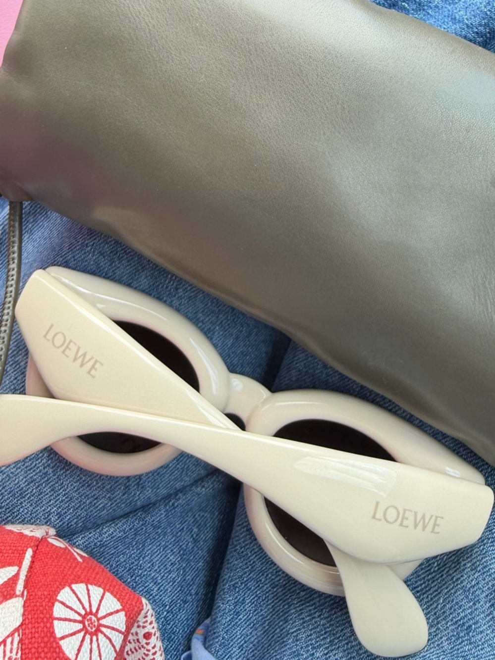 Loewe Inflated Round Sunglasses - Picture 6 of 11